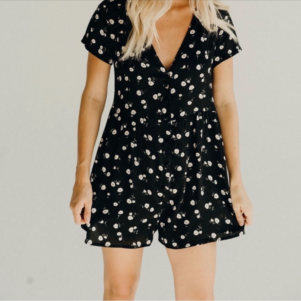 Carly Jean Los Angeles Hailey Romper